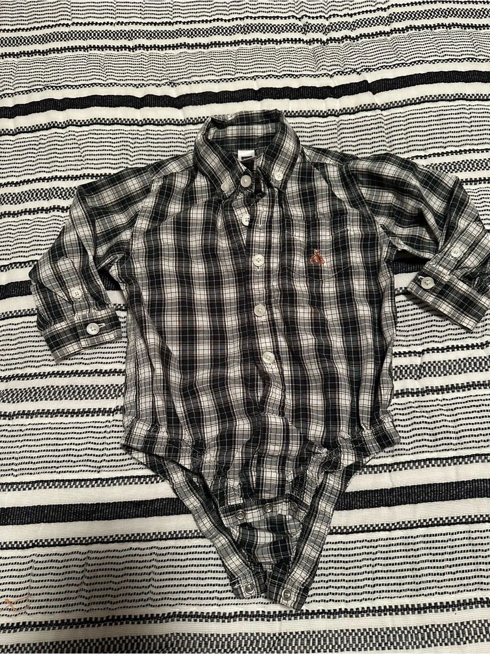 Baby Gap Plaid Long-Sleeve Button-Up One-Piece for Kids -Size 12-18M